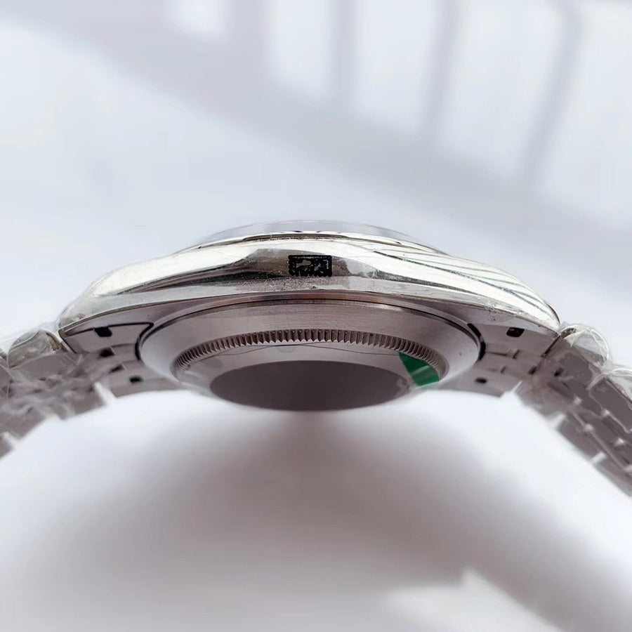 Replica Automatic Watch for Men DATEJUST 41mm Dial