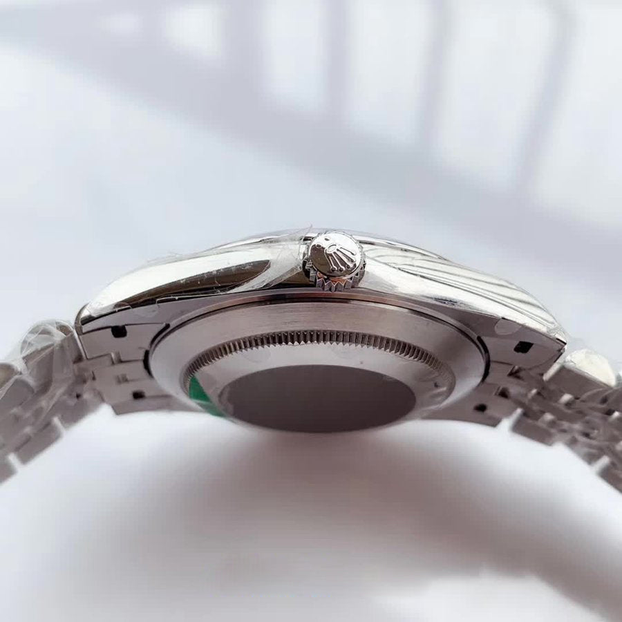 Replica Automatic Watch for Men DATEJUST 41mm Dial