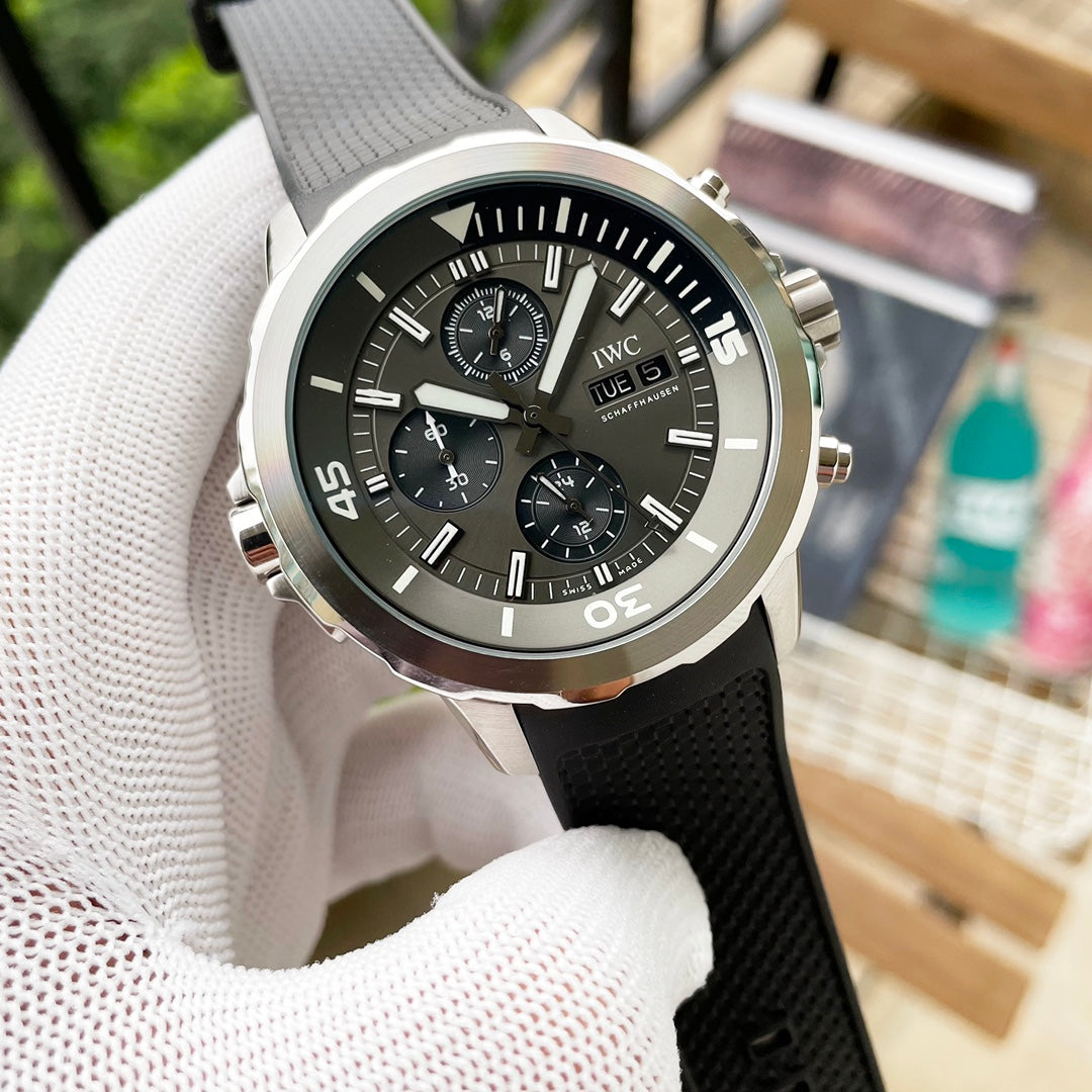 Replica AQUATIMER Japanese VK Quartz Movement Mens Watches 44mm