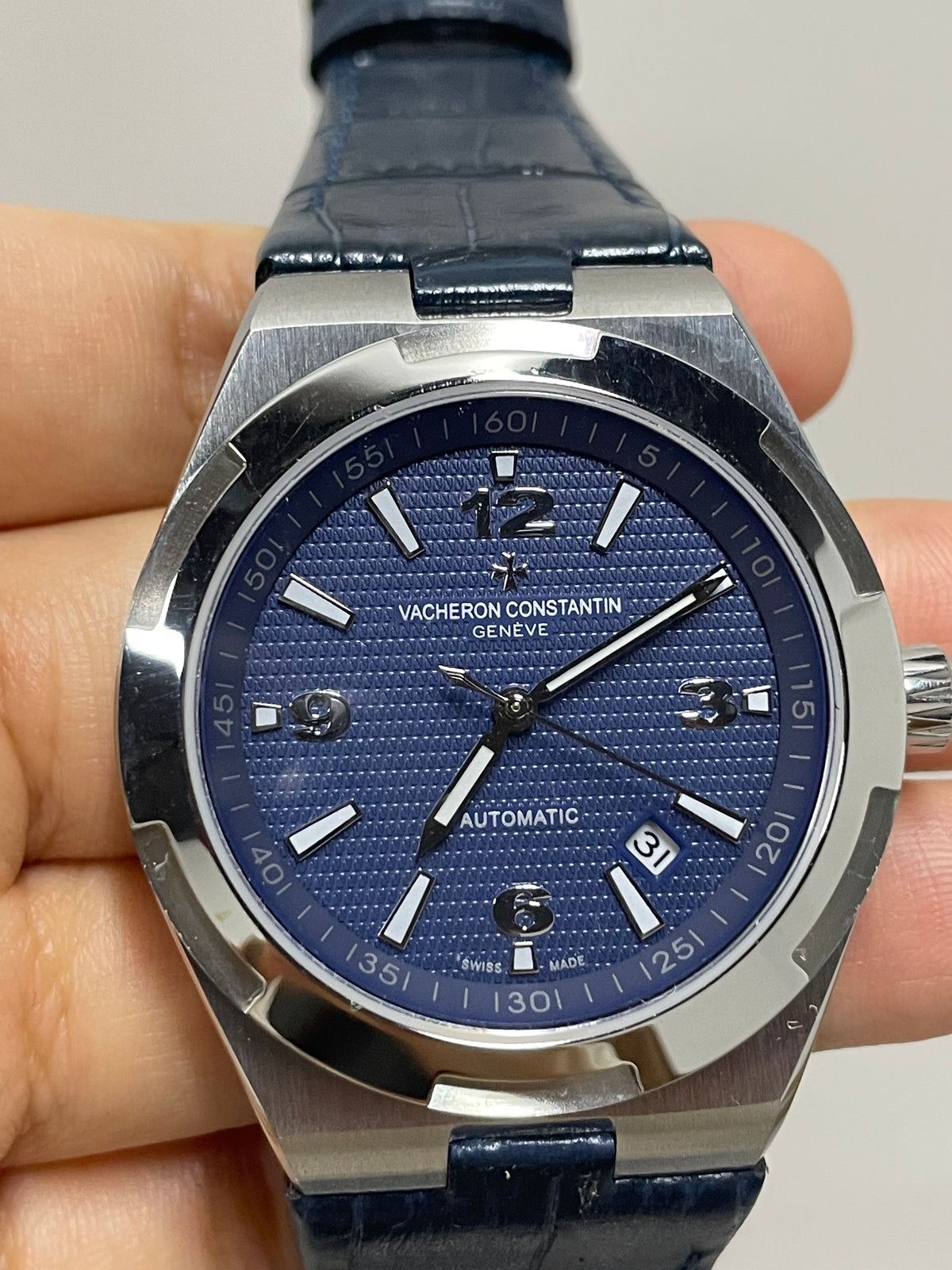 Luxury Automatic Mechanical Watch for Men Wristwatch Stainless Steel Date Overseas 41mm