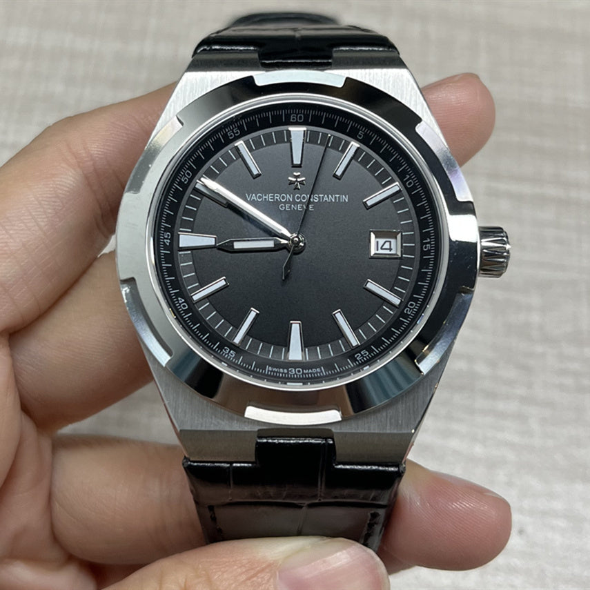 Luxury Automatic Mechanical Watch for Men Wristwatch Stainless Steel Date Overseas 41mm