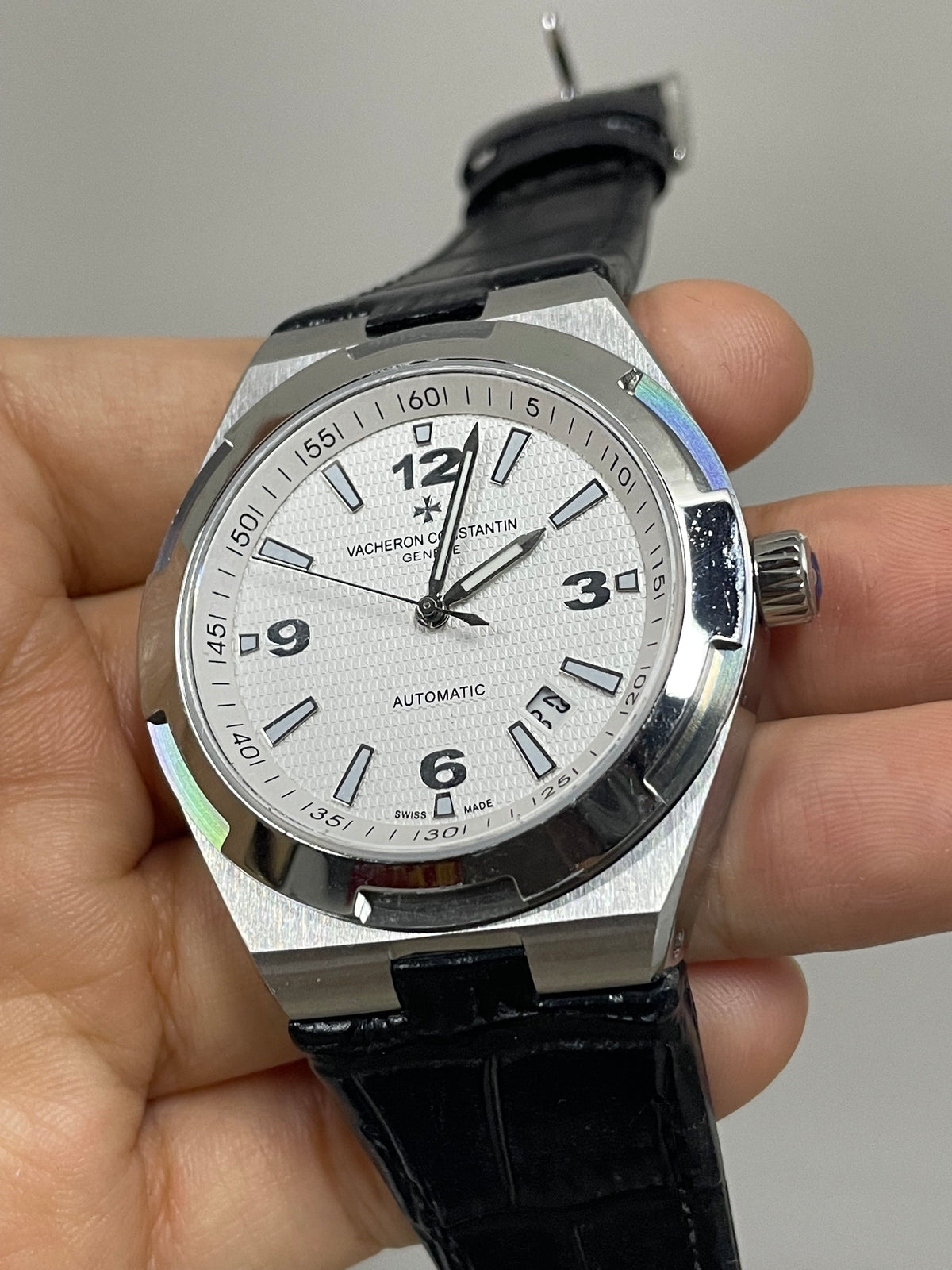 Luxury Automatic Mechanical Watch for Men Wristwatch Stainless Steel Date Overseas 41mm